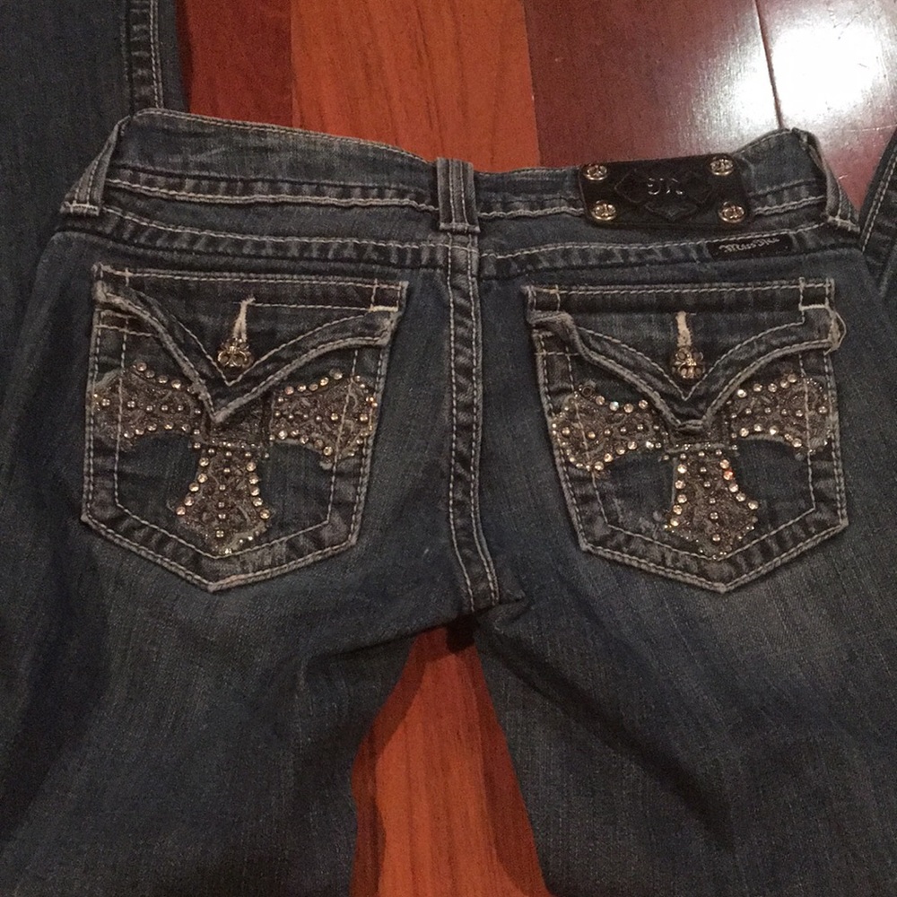 Miss Me jeans with slight wear